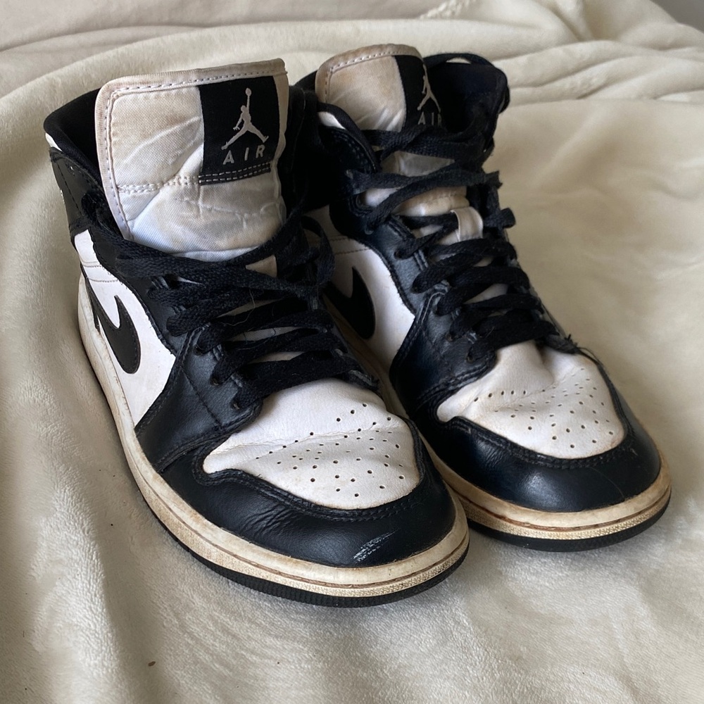 Jordan Black and White Athletic Shoes
